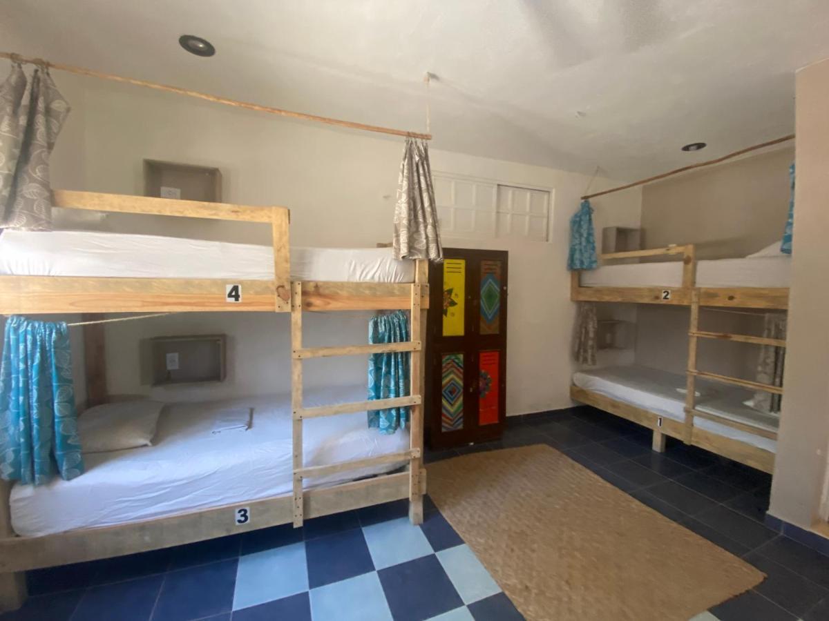 Barco Verde Hostel Isla Holbox Екстер'єр фото