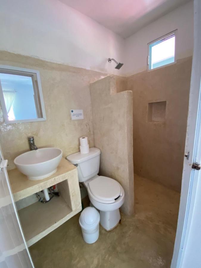 Barco Verde Hostel Isla Holbox Екстер'єр фото
